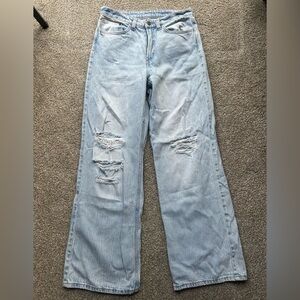 H&M Light Blue Distressed Women Jeans